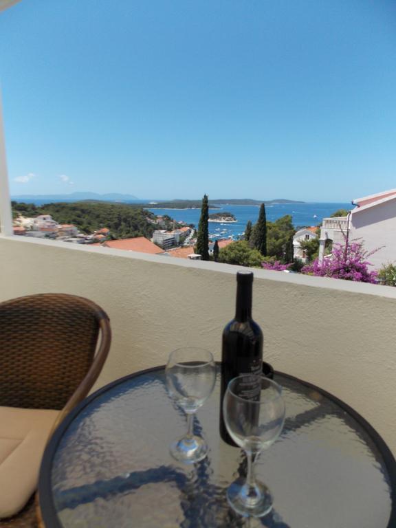 Apartments And Rooms Jasna Hvar Town Exterior foto